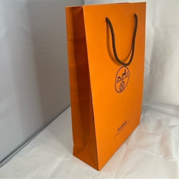 HERMES Medium Paper Shopping Tote - Picture 2 of 5
